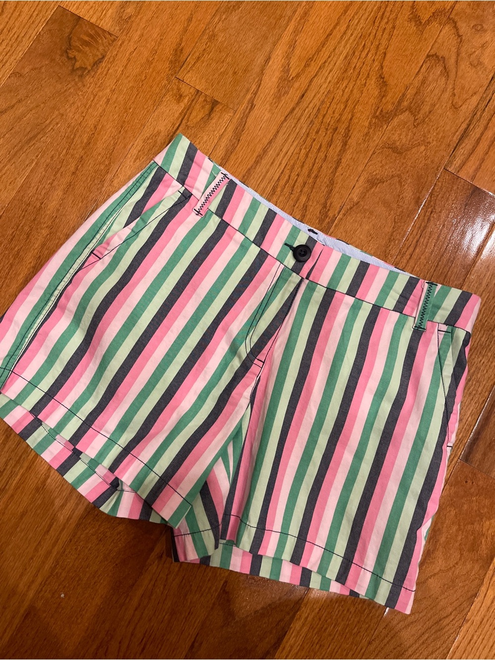 Crown & Ivy Caroline Pink Blue Green Stripe Chino Preppy Shorts Size 6 Women's